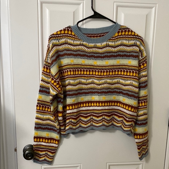 SHEIN Sweaters - SHEIN Yellow and BlueCrew Neck Sweater with Geometric Patterns